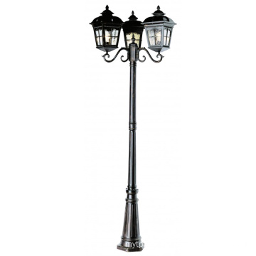 Cast Aluminum Solar Powered LED Streetlight Style Outdoor Light Lamp Post